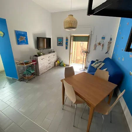 Casa vacanze La Casetta Rosa *