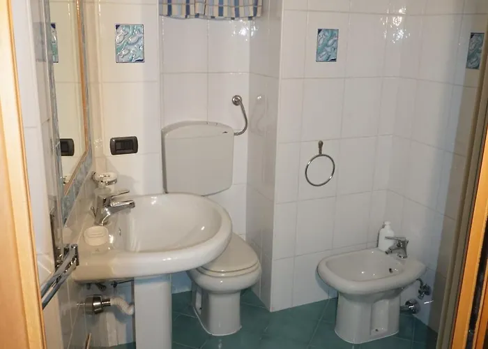 בית נופש La Casetta Rosa ניקוטרה